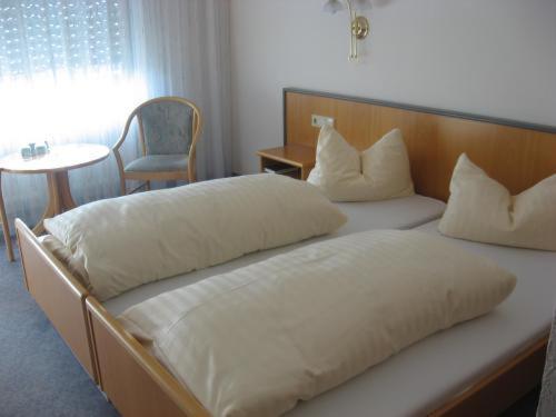 Limbacher Hof Landgasthof & Restaurant Limbach  Δωμάτιο φωτογραφία